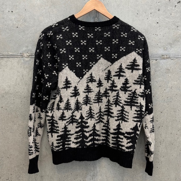 J.Crew Snow Cabin Forest Wool Sweater, Size XL - Picture 4 of 11